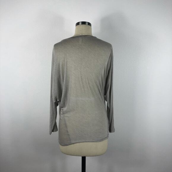 L'AGENCE Gray Dolman Lightweight Top - Picture 3 of 5